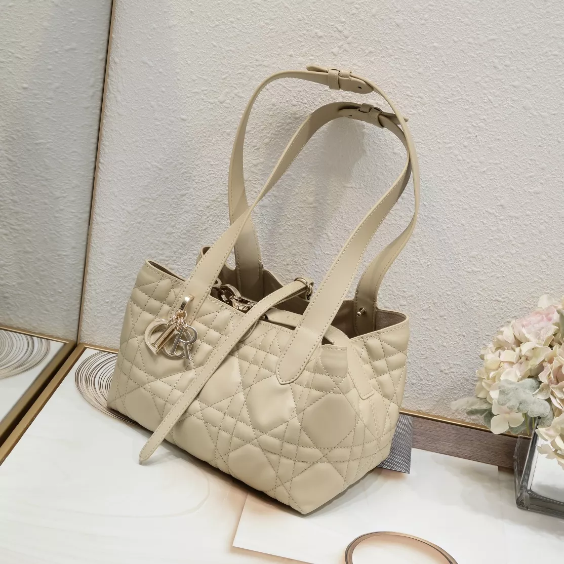 Christian Dior AAA Quality Handbags For Women Popular 5032