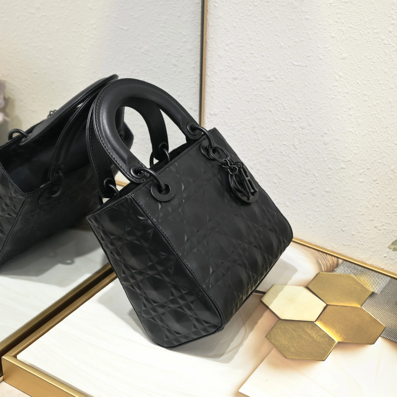 Christian Dior AAA Quality Handbags For Women Reliable 7141