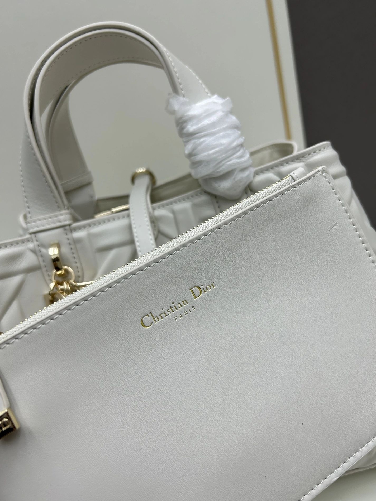 Christian Dior AAA Quality Handbags For Women Resilient 9801