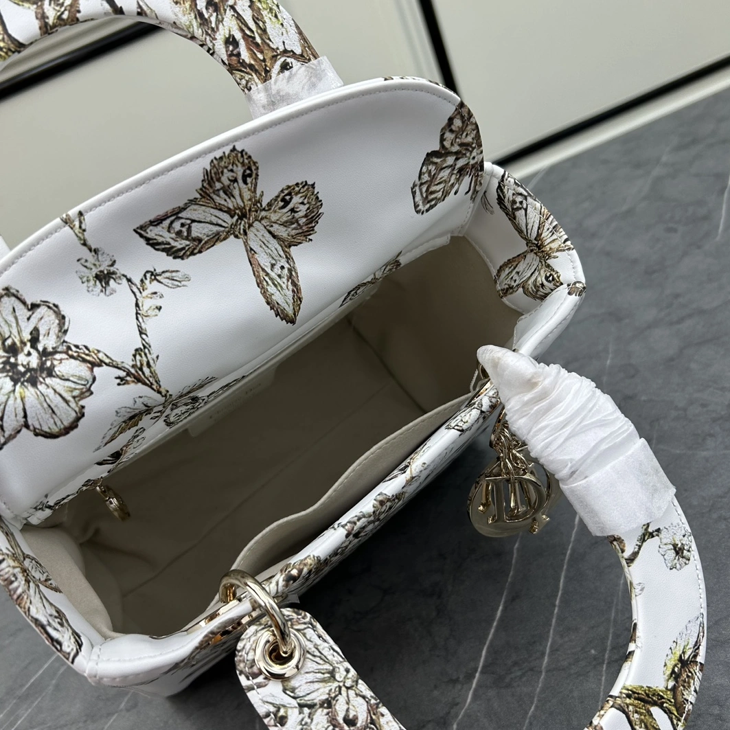 Christian Dior AAA Quality Handbags For Women SmartChoice 2308
