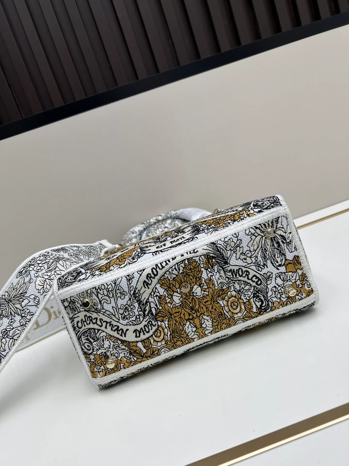 Christian Dior AAA Quality Handbags For Women Soft 5869