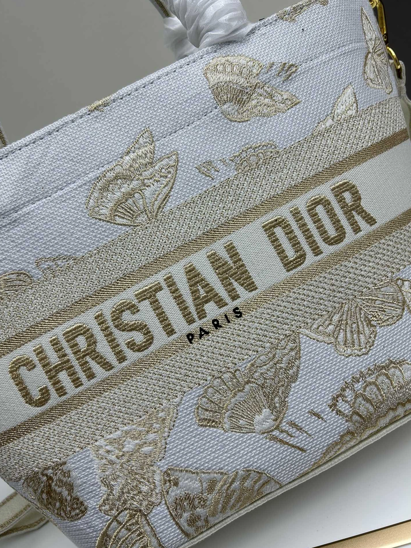 Christian Dior AAA Quality Handbags For Women Sophisticated 8659
