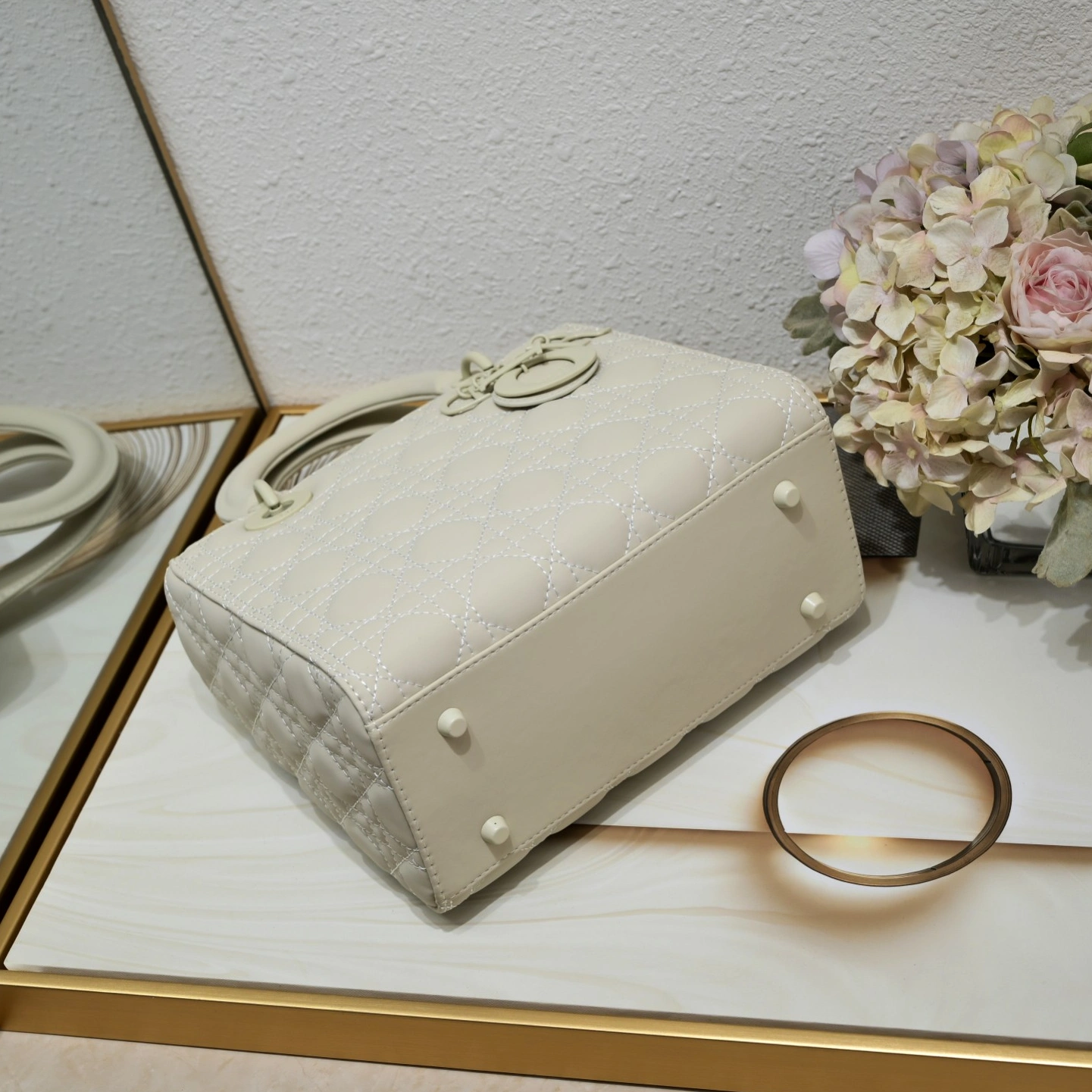 Christian Dior AAA Quality Handbags For Women Stylish 1150