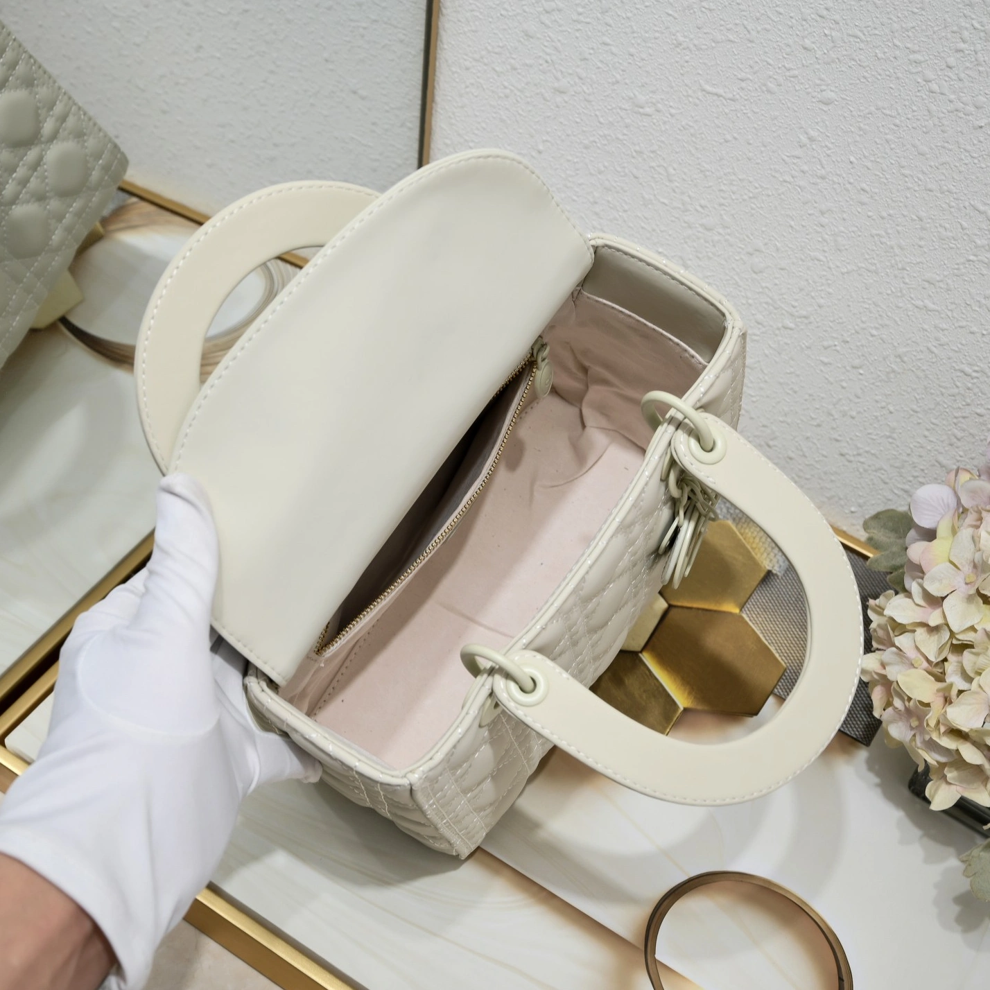 Christian Dior AAA Quality Handbags For Women Stylish 1150