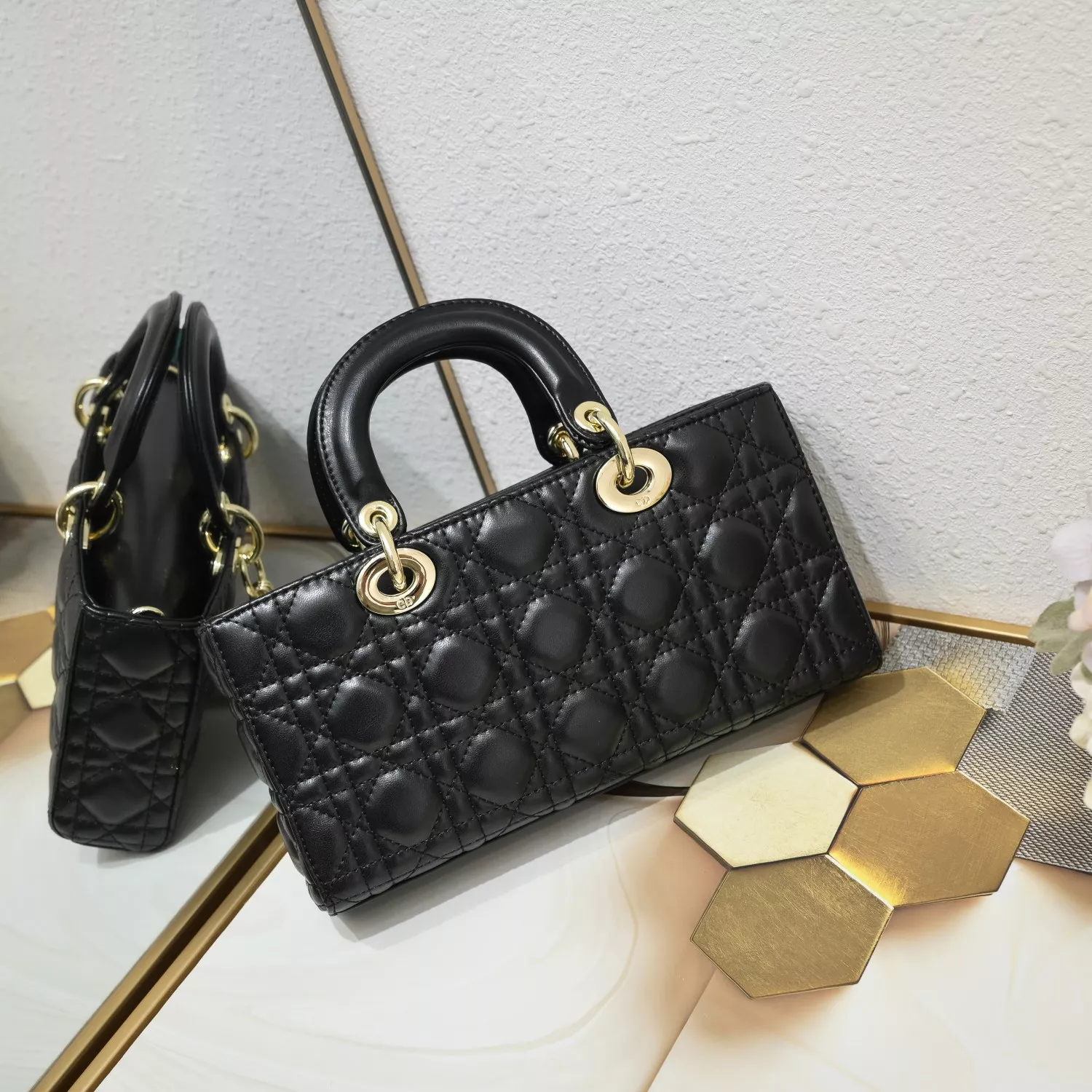 Christian Dior AAA Quality Handbags For Women Timeless 6592
