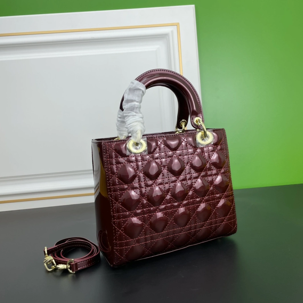 Christian Dior AAA Quality Handbags For Women Timeless 8591