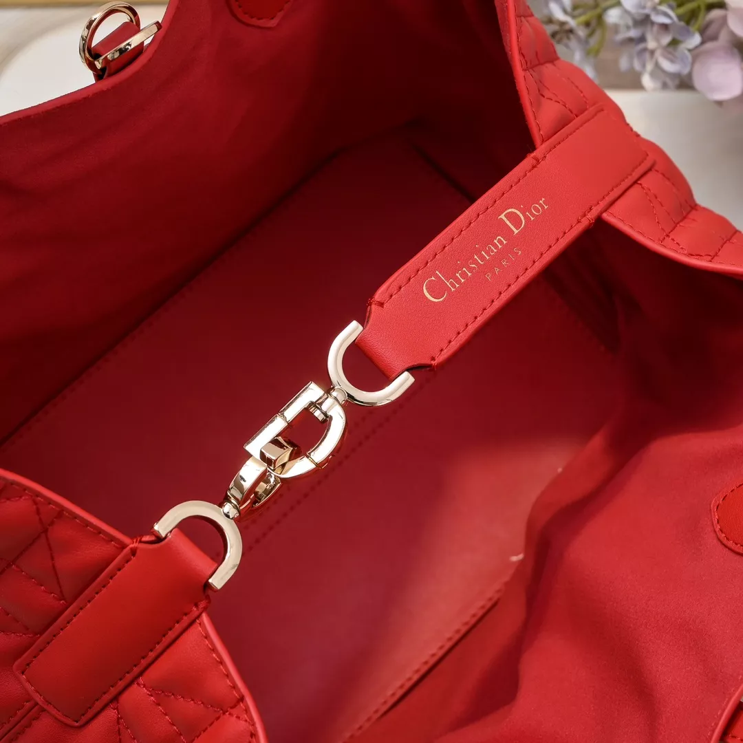 Christian Dior AAA Quality Handbags For Women UrbanStyle 1644