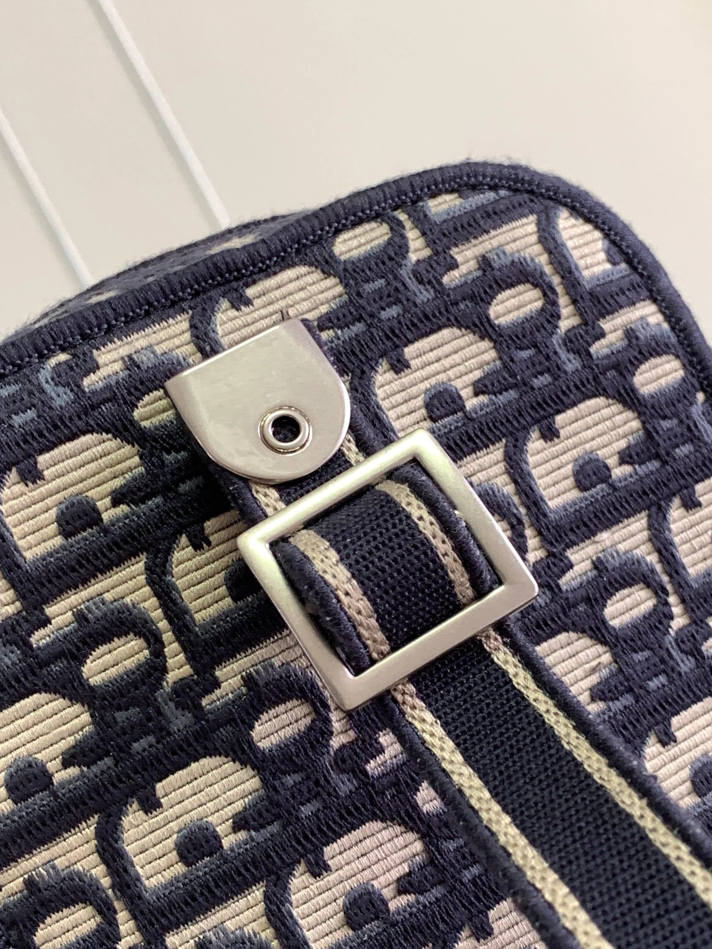 Christian Dior AAA Quality Handbags For Women Versatile 9030