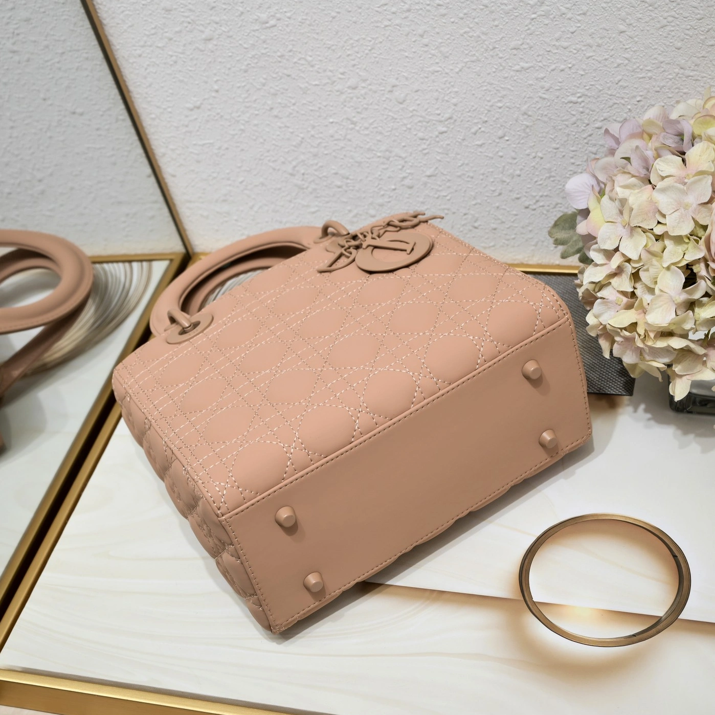 Christian Dior AAA Quality Handbags For Women WellDesigned 8757