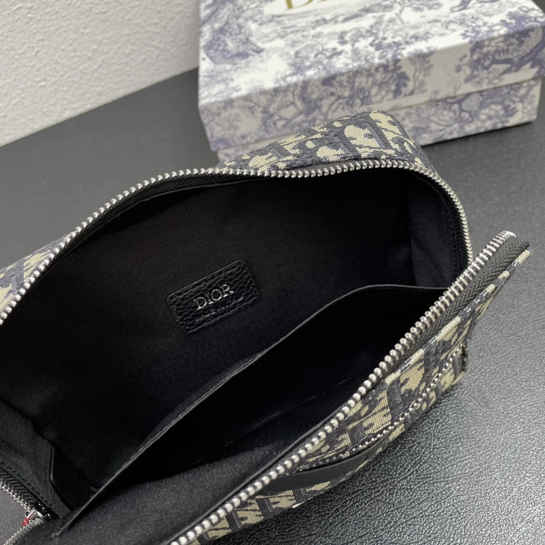 Christian Dior AAA Quality Messenger Bags For Unisex Bold 9729