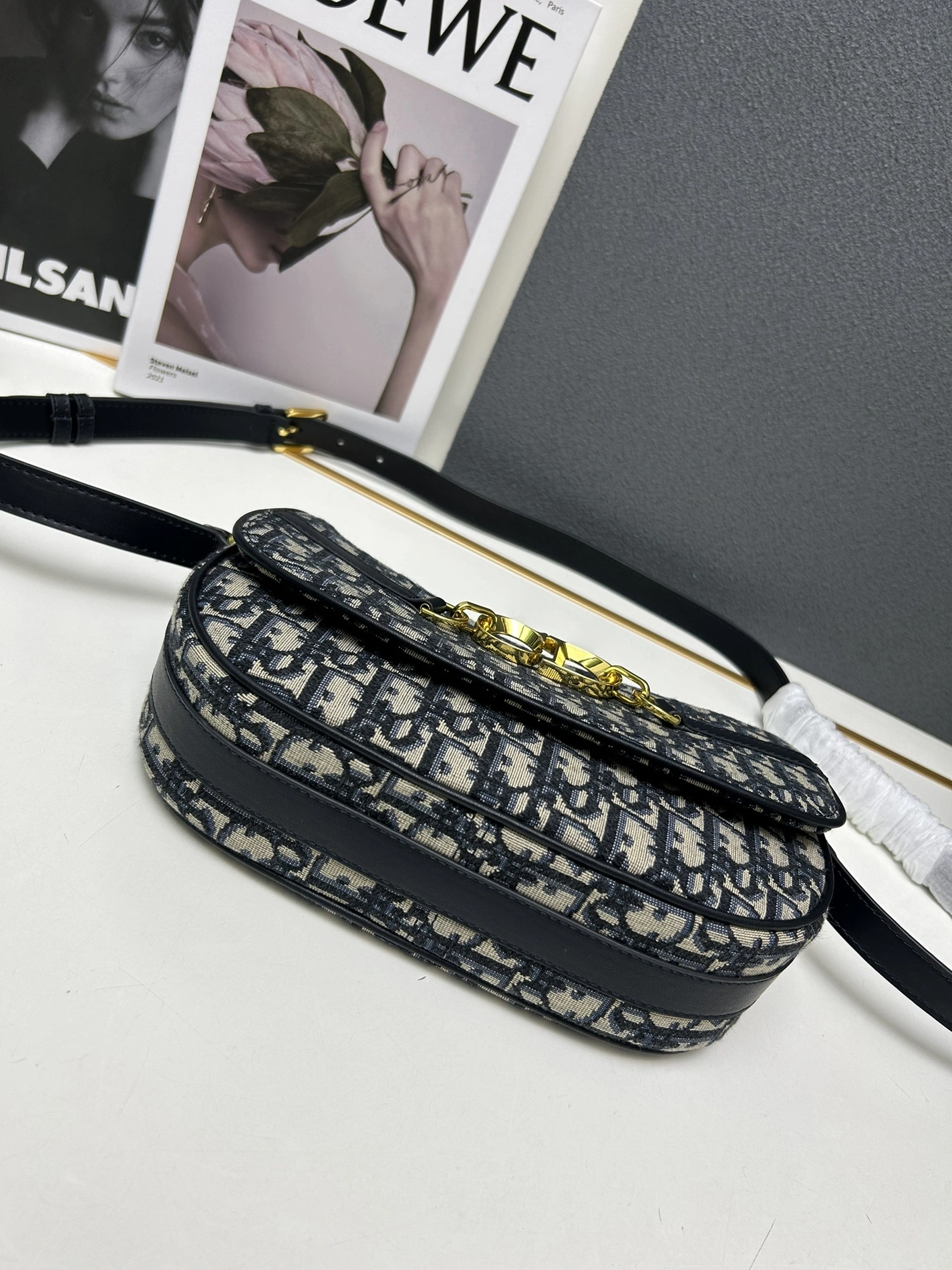 Christian Dior AAA Quality Messenger Bags For Unisex Breathable 3084