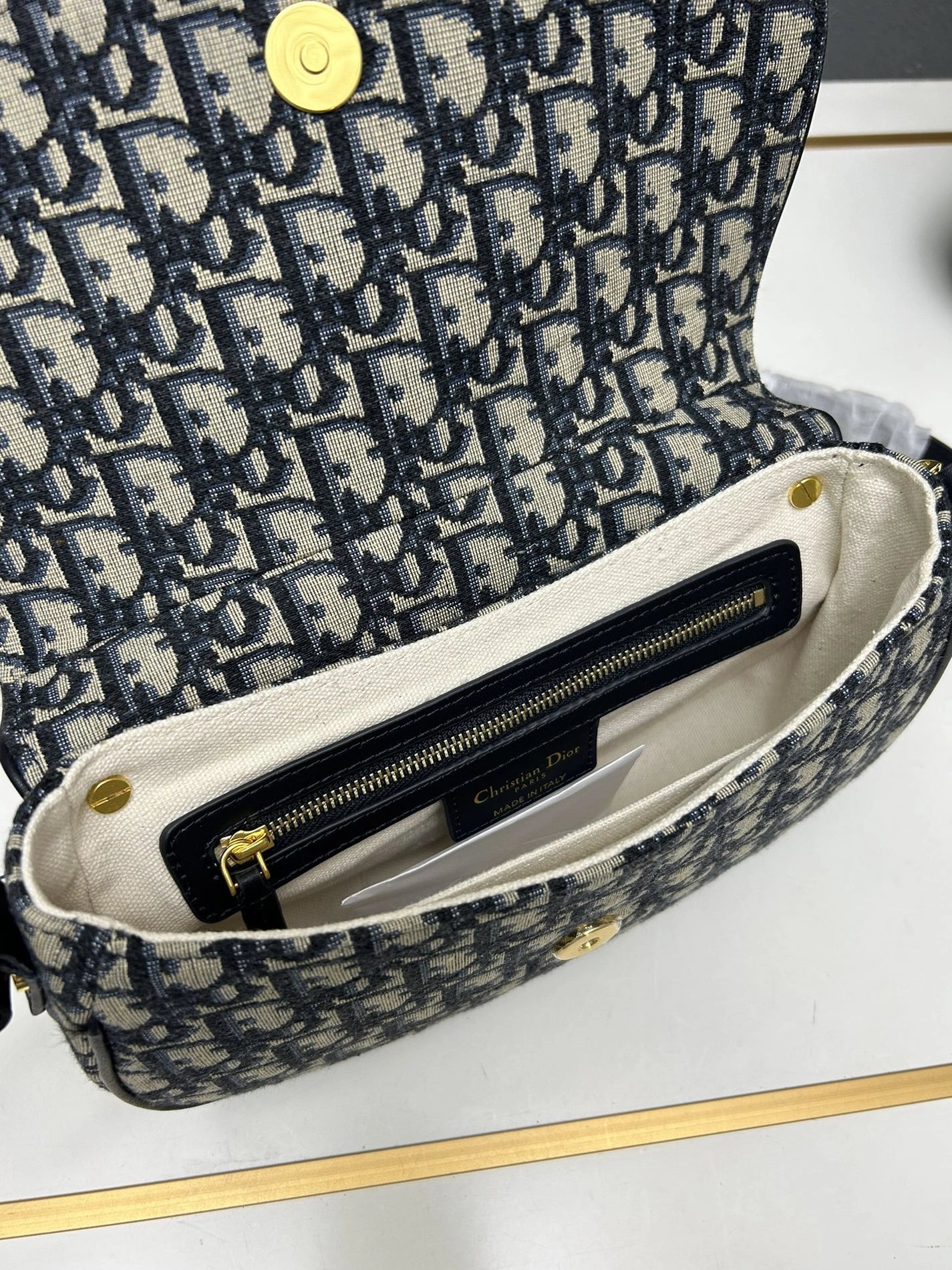 Christian Dior AAA Quality Messenger Bags For Unisex Breathable 3084