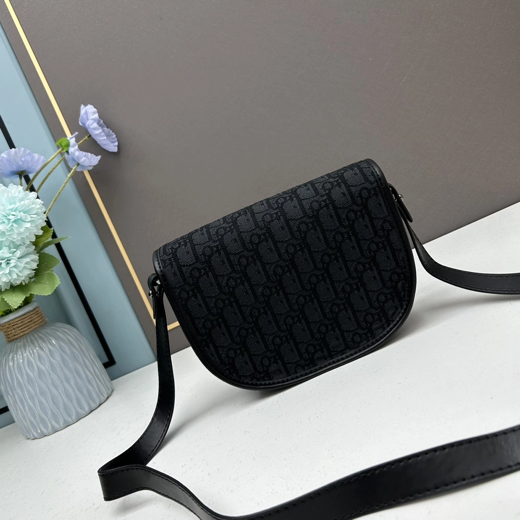 Christian Dior AAA Quality Messenger Bags For Unisex Functional 9397