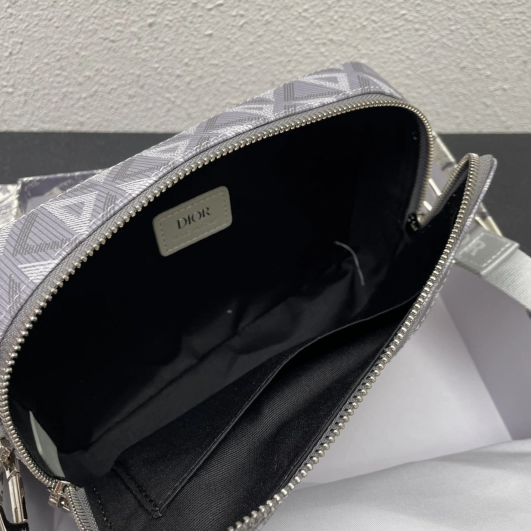 Christian Dior AAA Quality Messenger Bags For Unisex Popular 1048