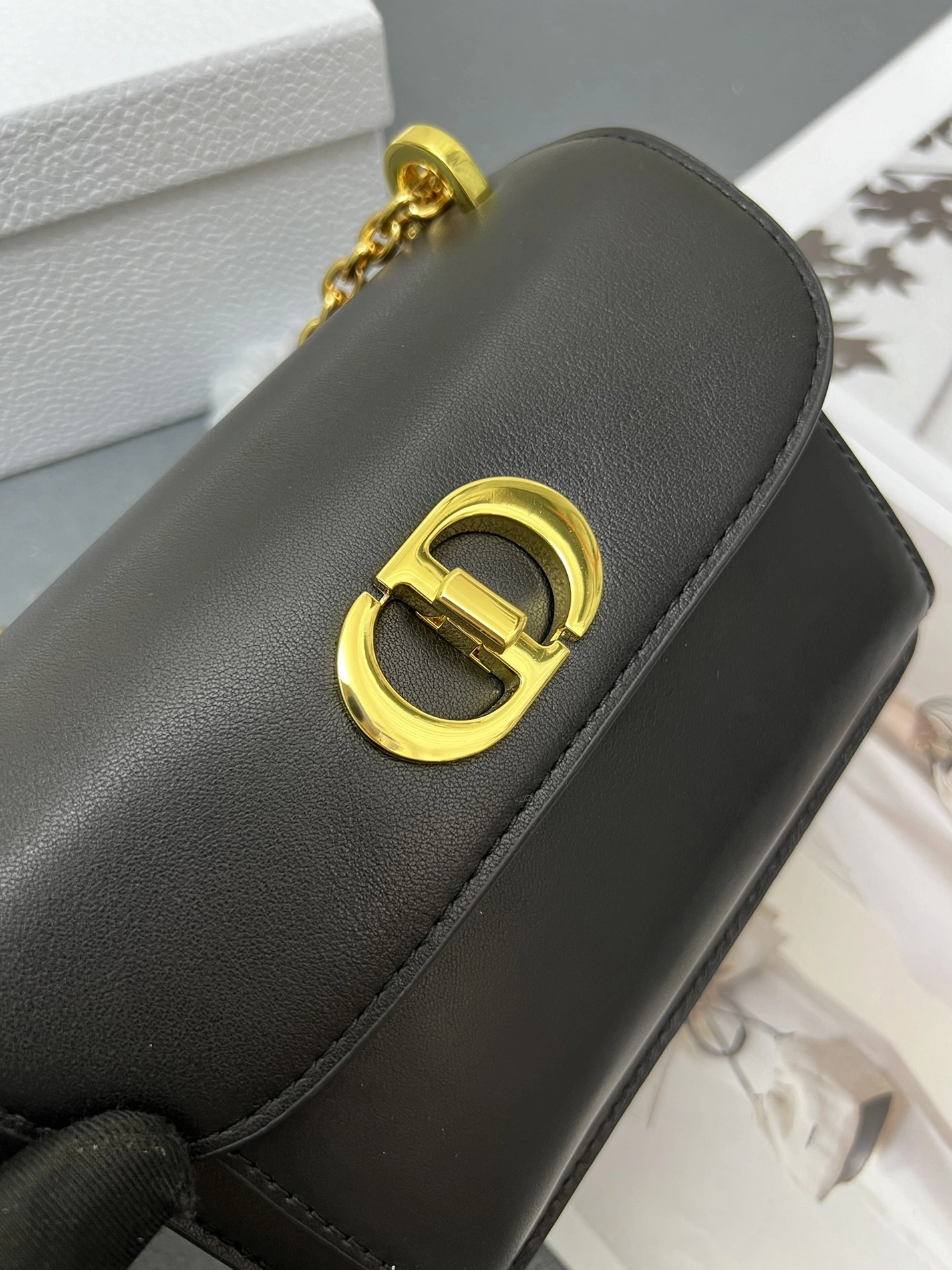 Christian Dior AAA Quality Messenger Bags For Women BestValue 669