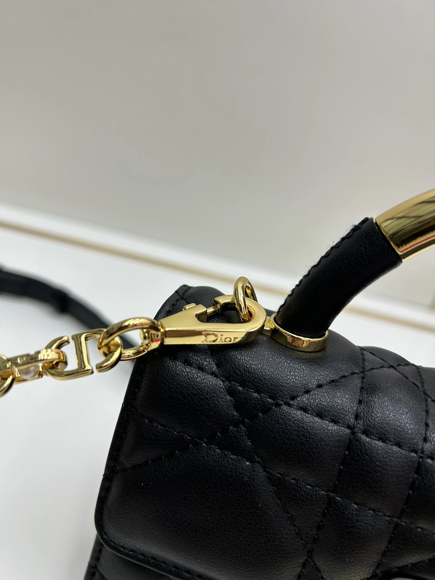 Christian Dior AAA Quality Messenger Bags For Women Bold 9850