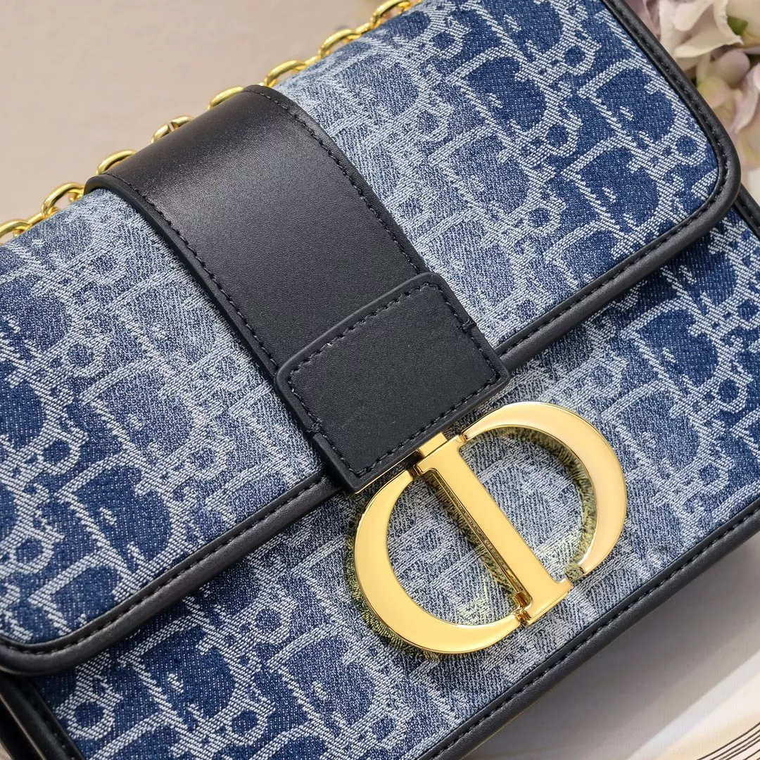 Christian Dior AAA Quality Messenger Bags For Women Bright 3055