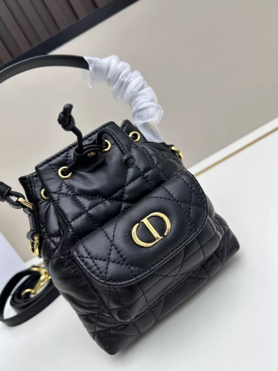 Christian Dior AAA Quality Messenger Bags For Women Comfortable 2629