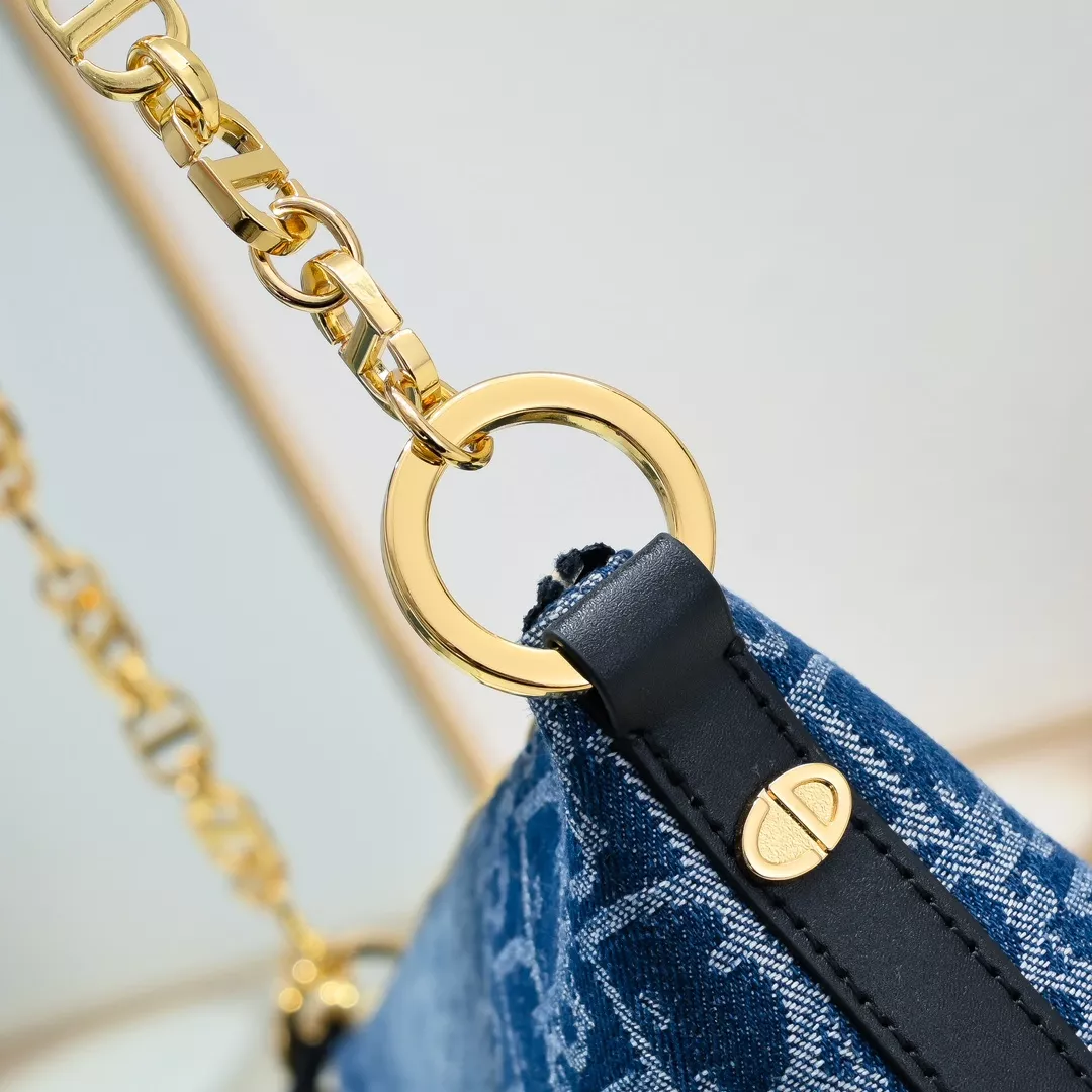 Christian Dior AAA Quality Messenger Bags For Women Cozy 1079