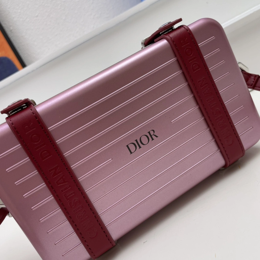 Christian Dior AAA Quality Messenger Bags For Women Cozy 2433