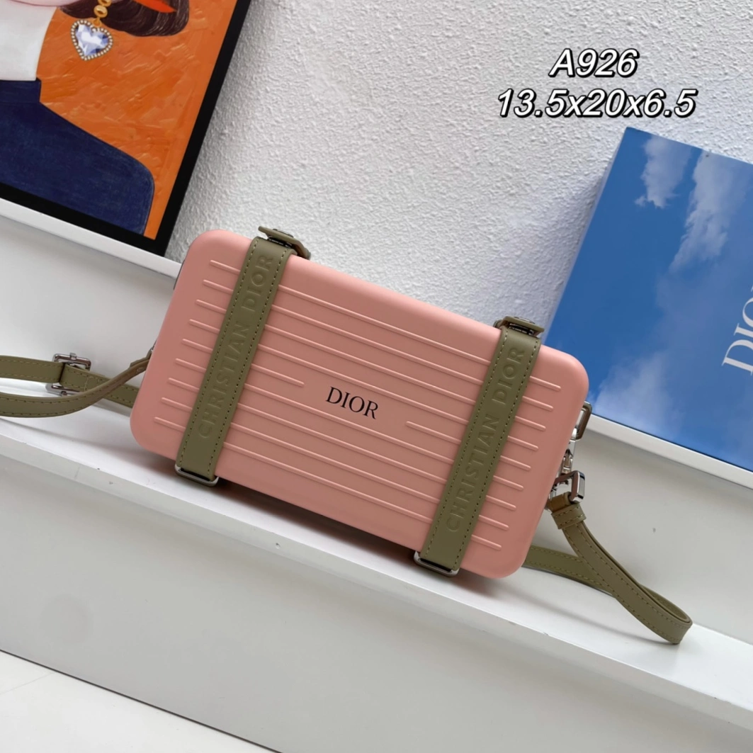 Christian Dior AAA Quality Messenger Bags For Women DailyWear 7895
