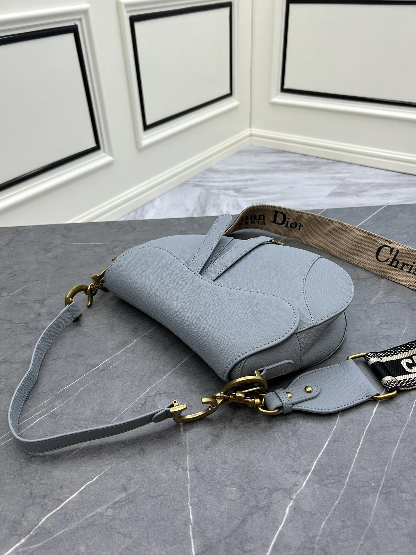 Christian Dior AAA Quality Messenger Bags For Women Durable 7675