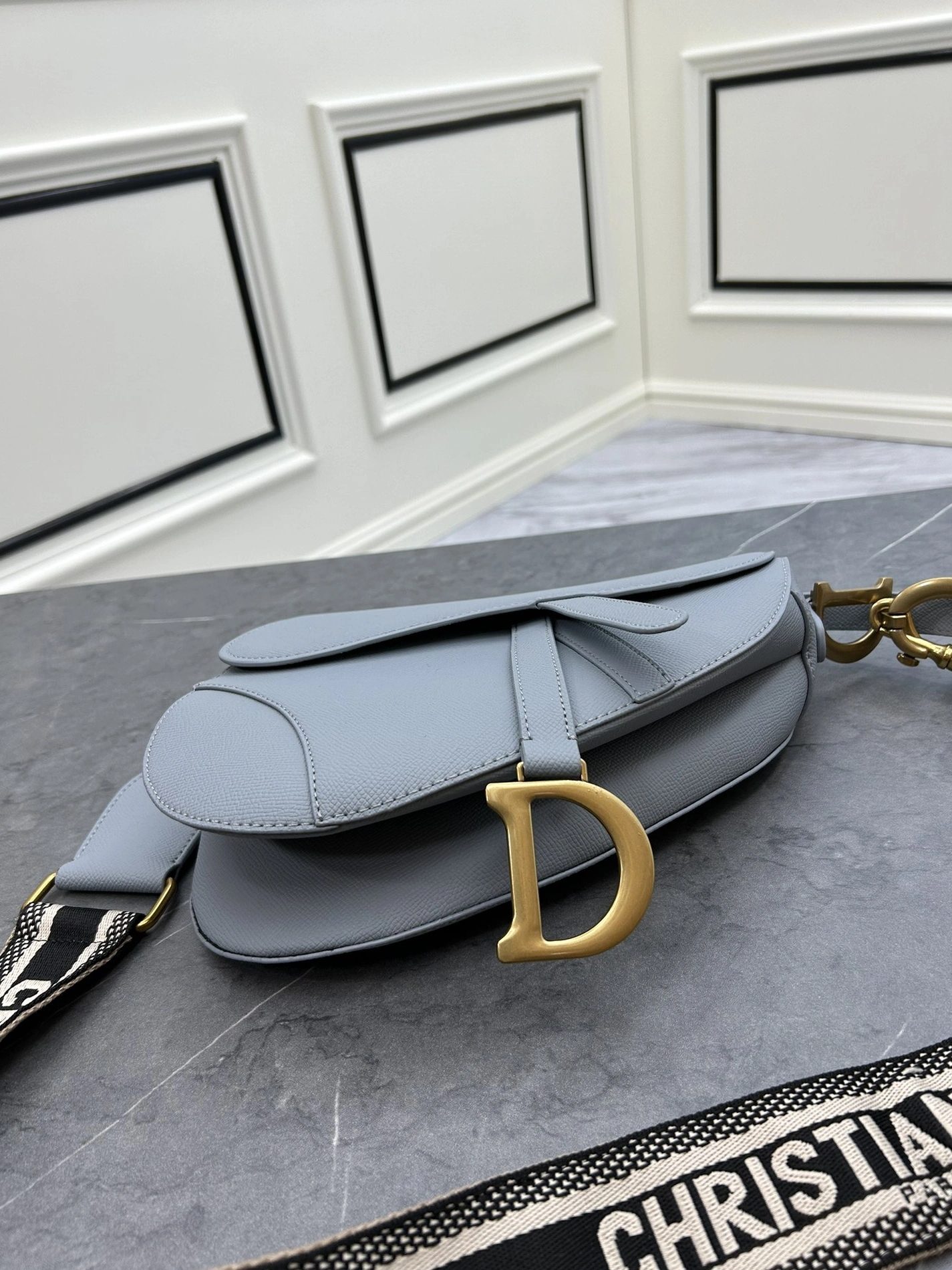 Christian Dior AAA Quality Messenger Bags For Women Durable 7675