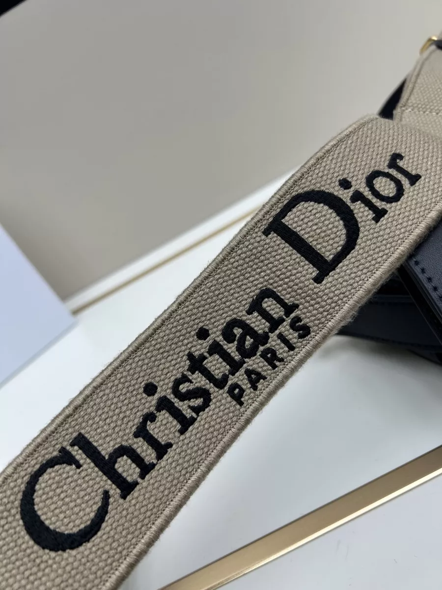 Christian Dior AAA Quality Messenger Bags For Women Flexible 462