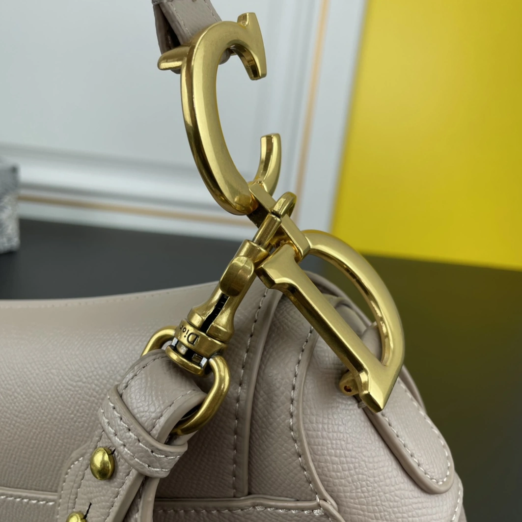 Christian Dior AAA Quality Messenger Bags For Women Functional 4947
