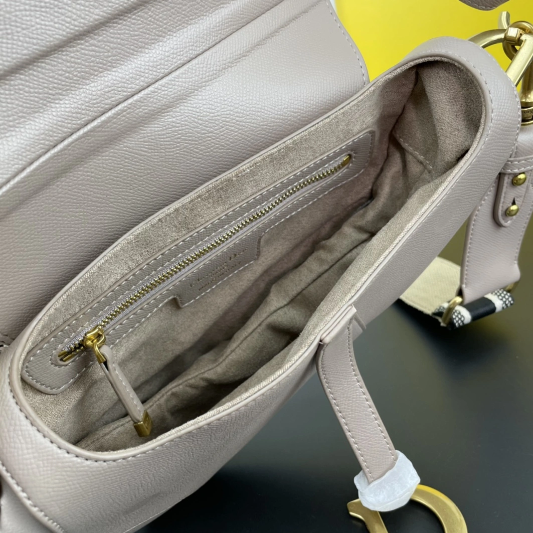 Christian Dior AAA Quality Messenger Bags For Women Functional 4947