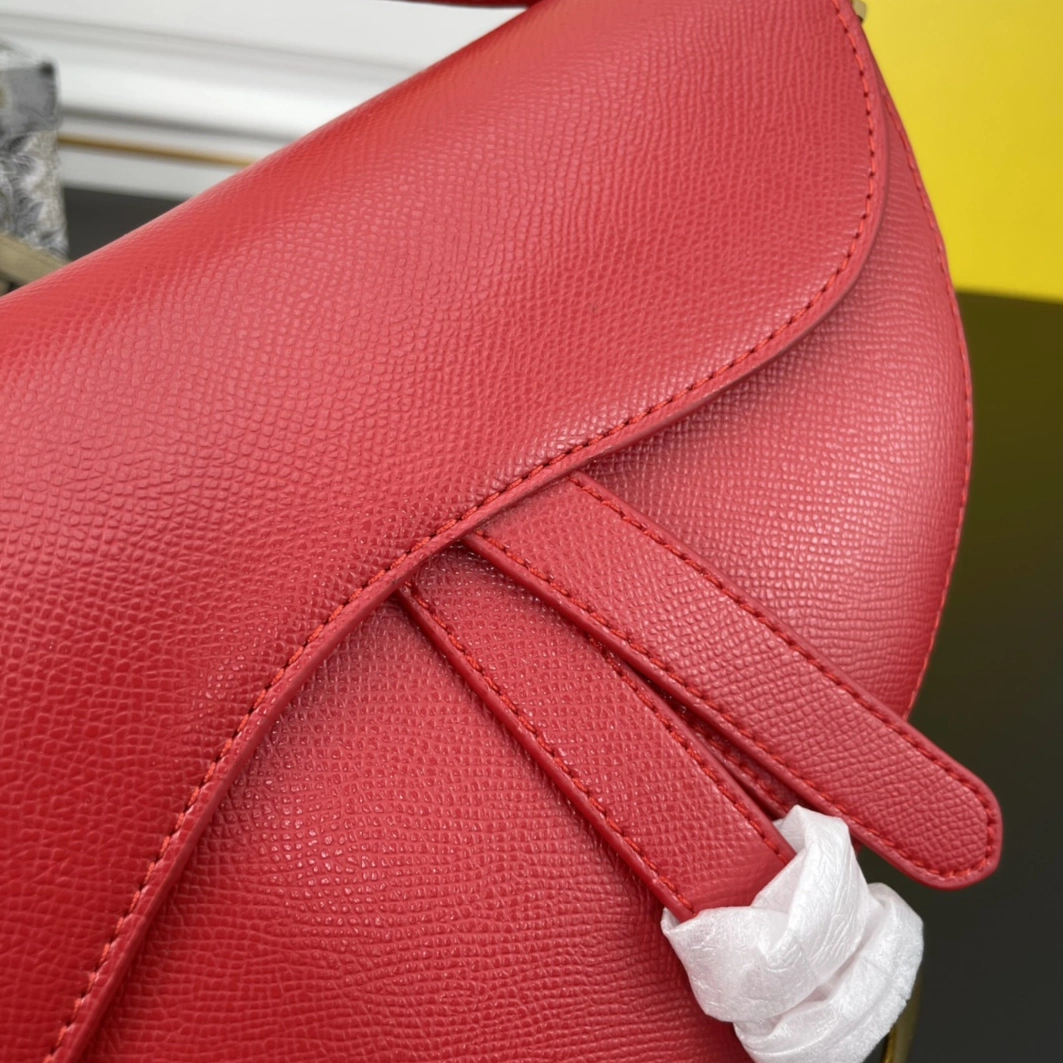 Christian Dior AAA Quality Messenger Bags For Women Functional 7280