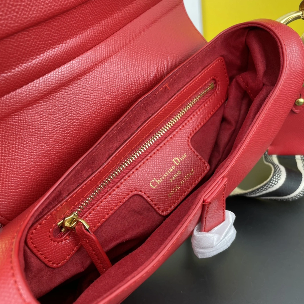 Christian Dior AAA Quality Messenger Bags For Women Functional 7280