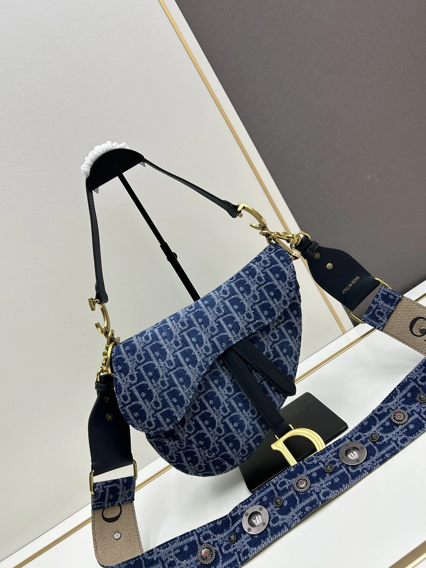 Christian Dior AAA Quality Messenger Bags For Women HighQuality 2842