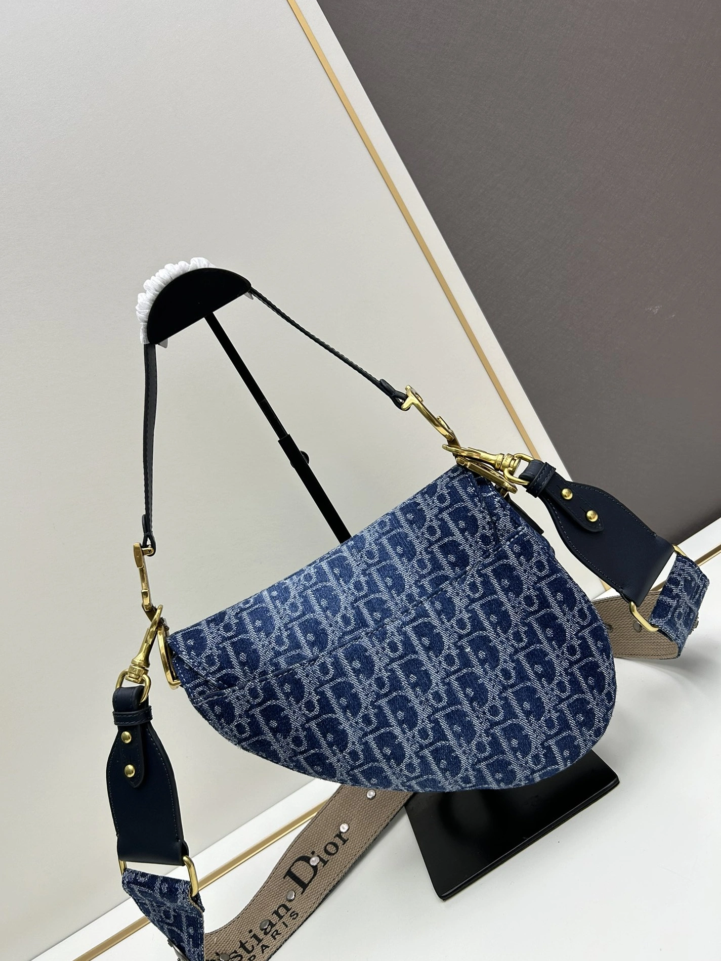 Christian Dior AAA Quality Messenger Bags For Women HighQuality 2842