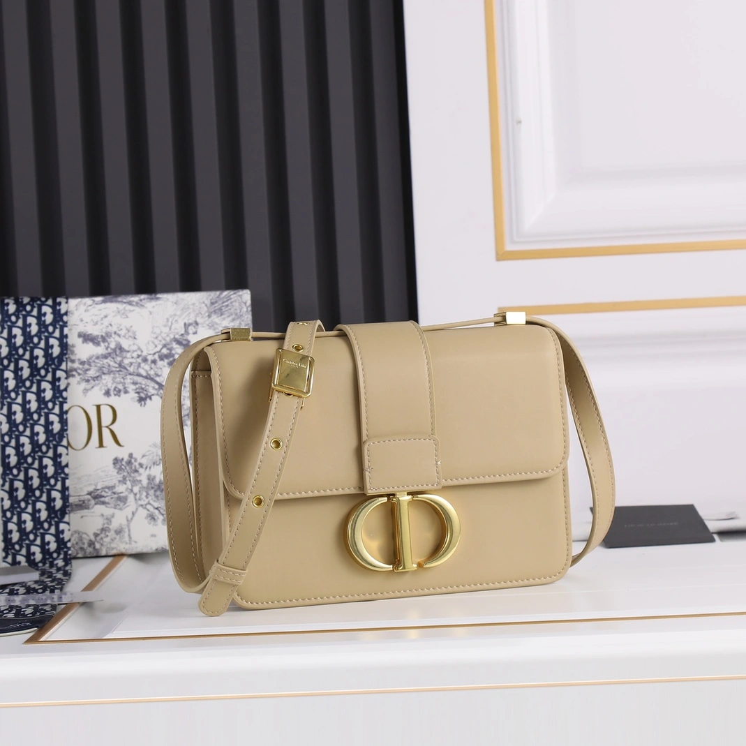 Christian Dior AAA Quality Messenger Bags For Women HighQuality 7928