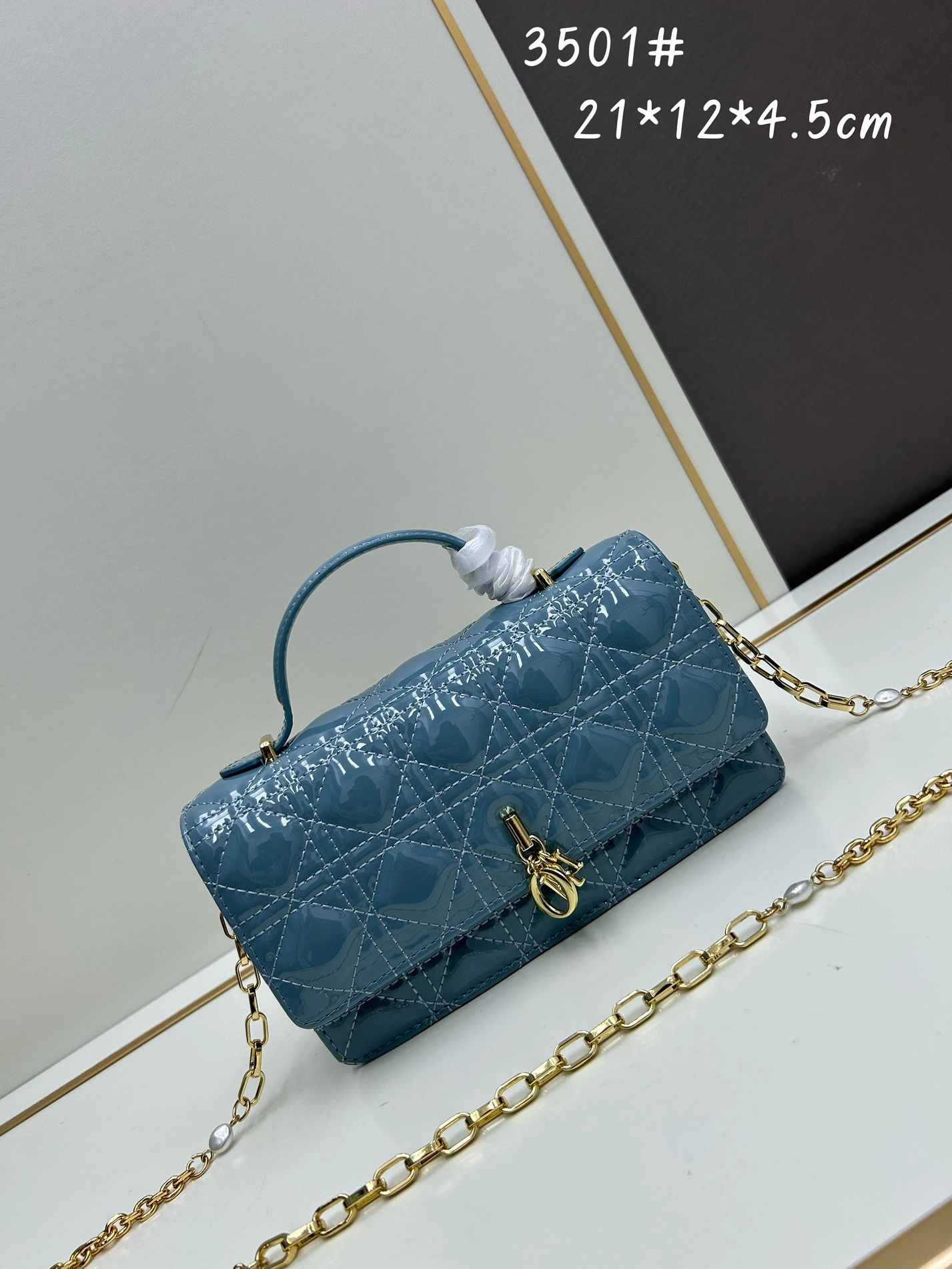 Christian Dior AAA Quality Messenger Bags For Women Modern 2836
