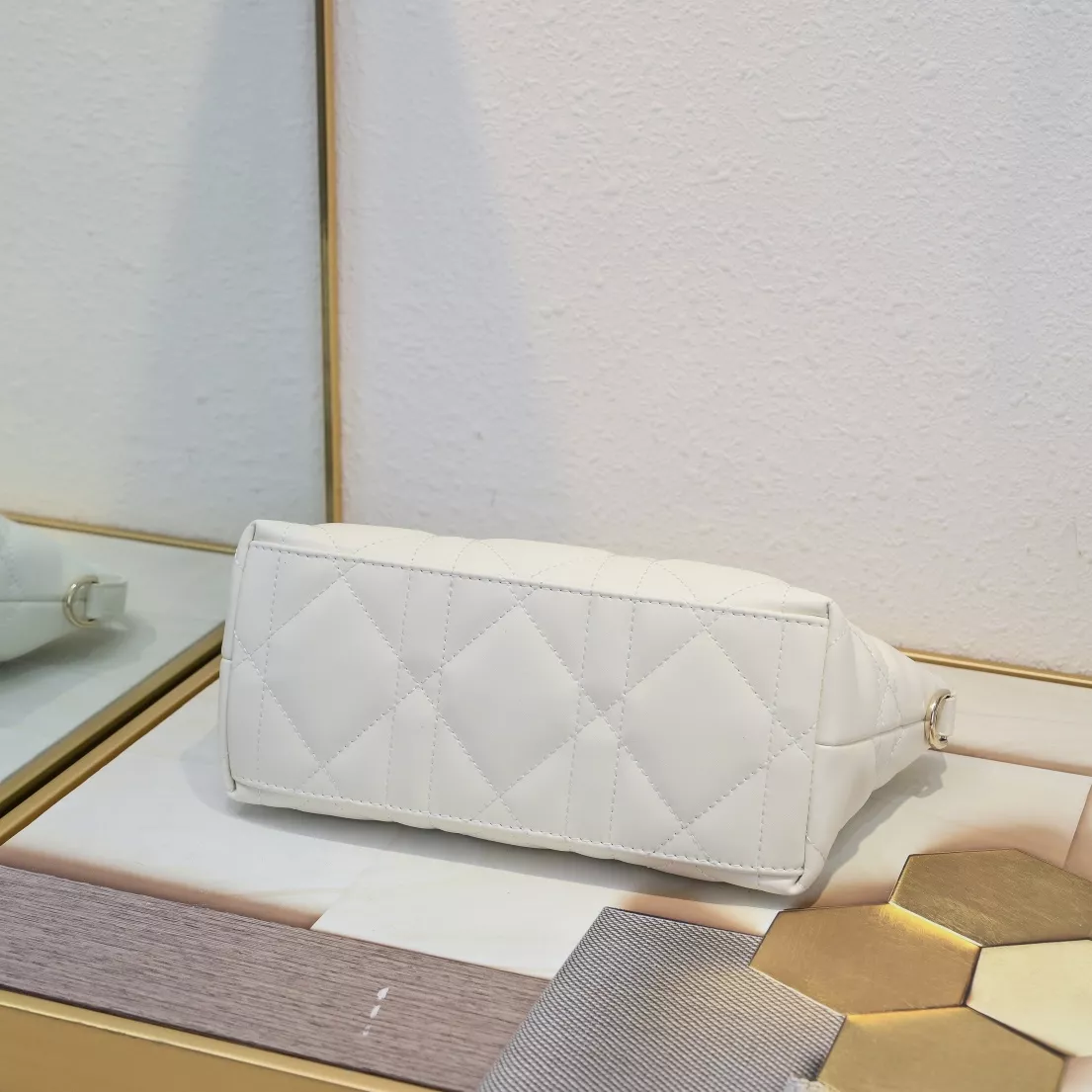 Christian Dior AAA Quality Messenger Bags For Women Reliable 6470