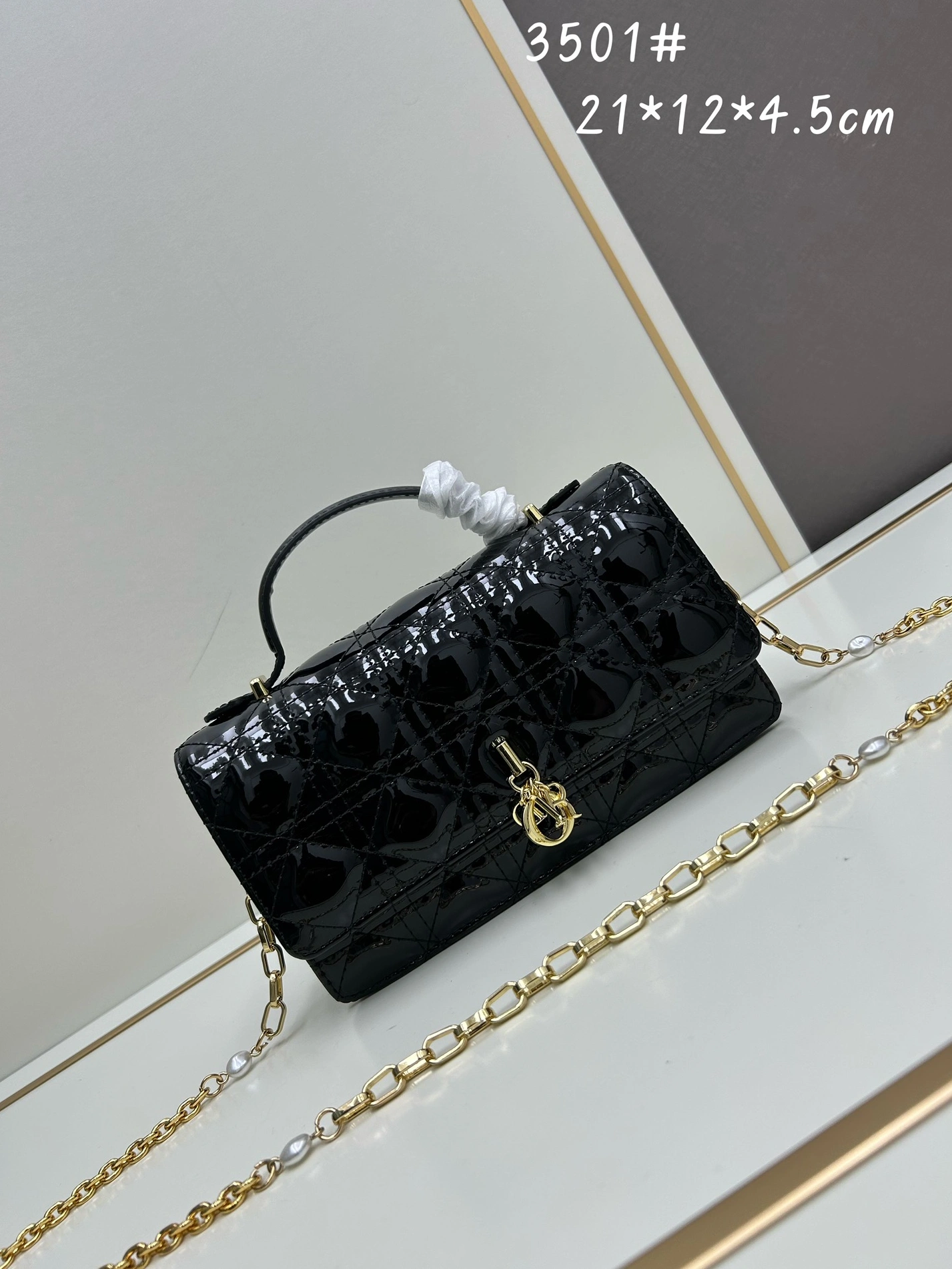 Christian Dior AAA Quality Messenger Bags For Women Soft 296