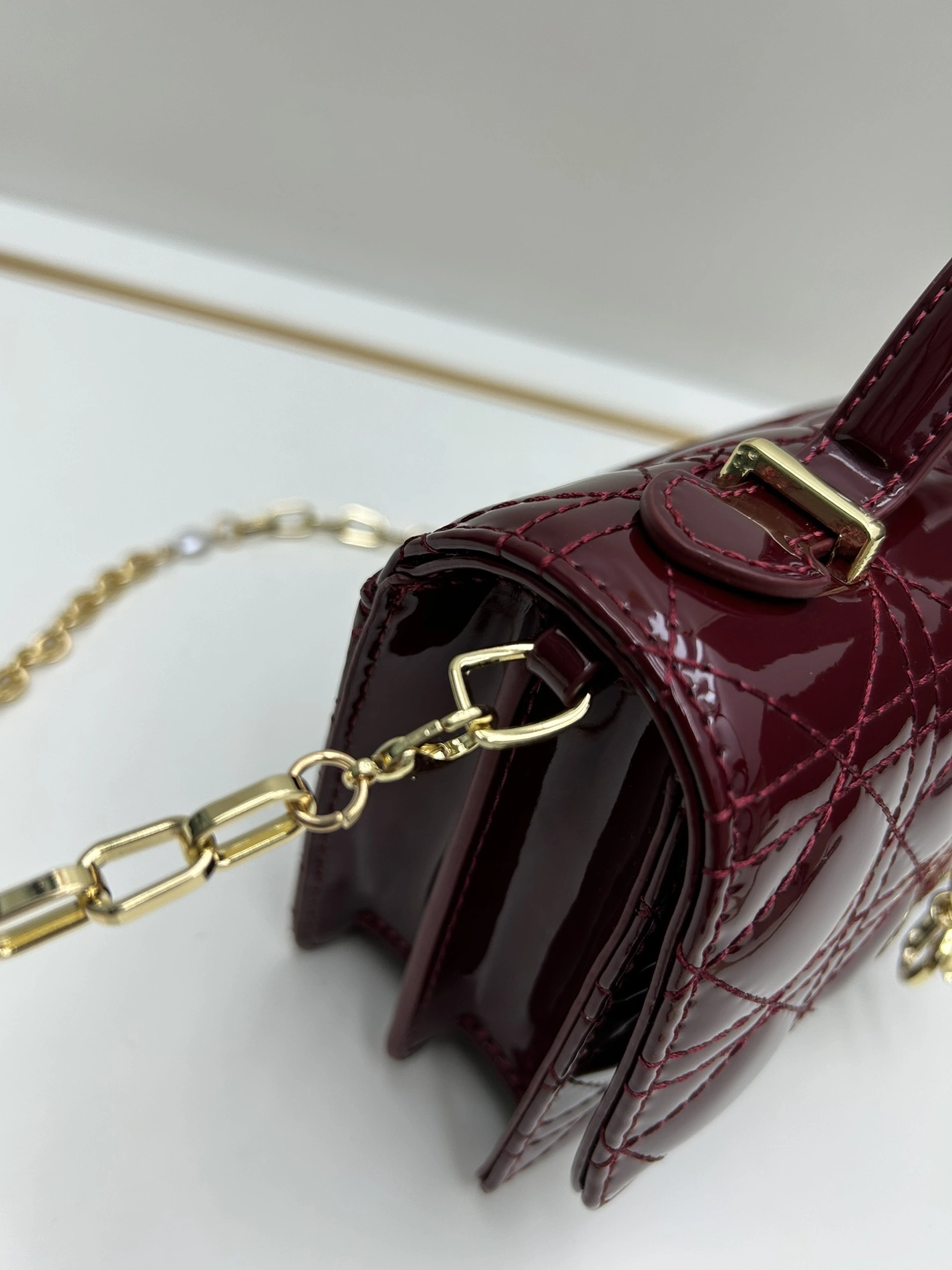 Christian Dior AAA Quality Messenger Bags For Women Sophisticated 2204