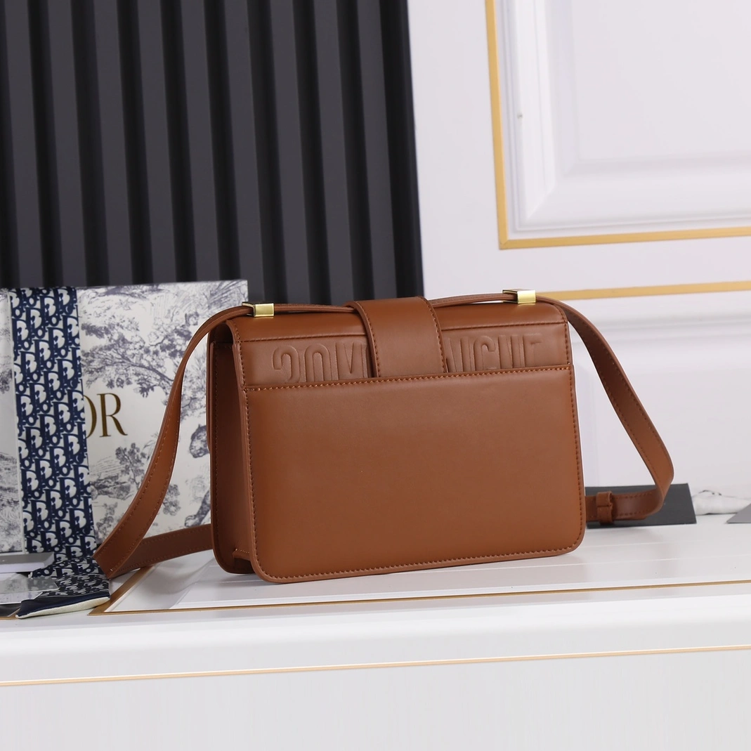 Christian Dior AAA Quality Messenger Bags For Women Sophisticated 8360
