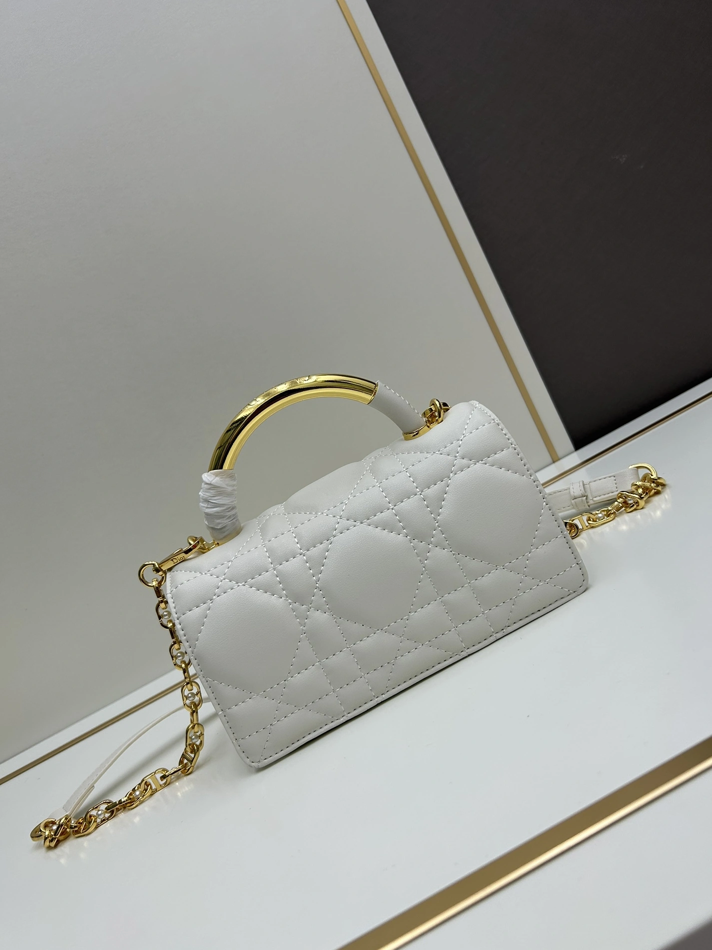 Christian Dior AAA Quality Messenger Bags For Women Timeless 5635