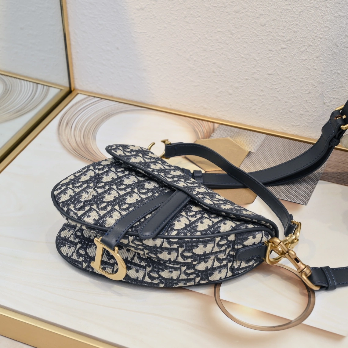 Christian Dior AAA Quality Messenger Bags For Women Trendy 3949