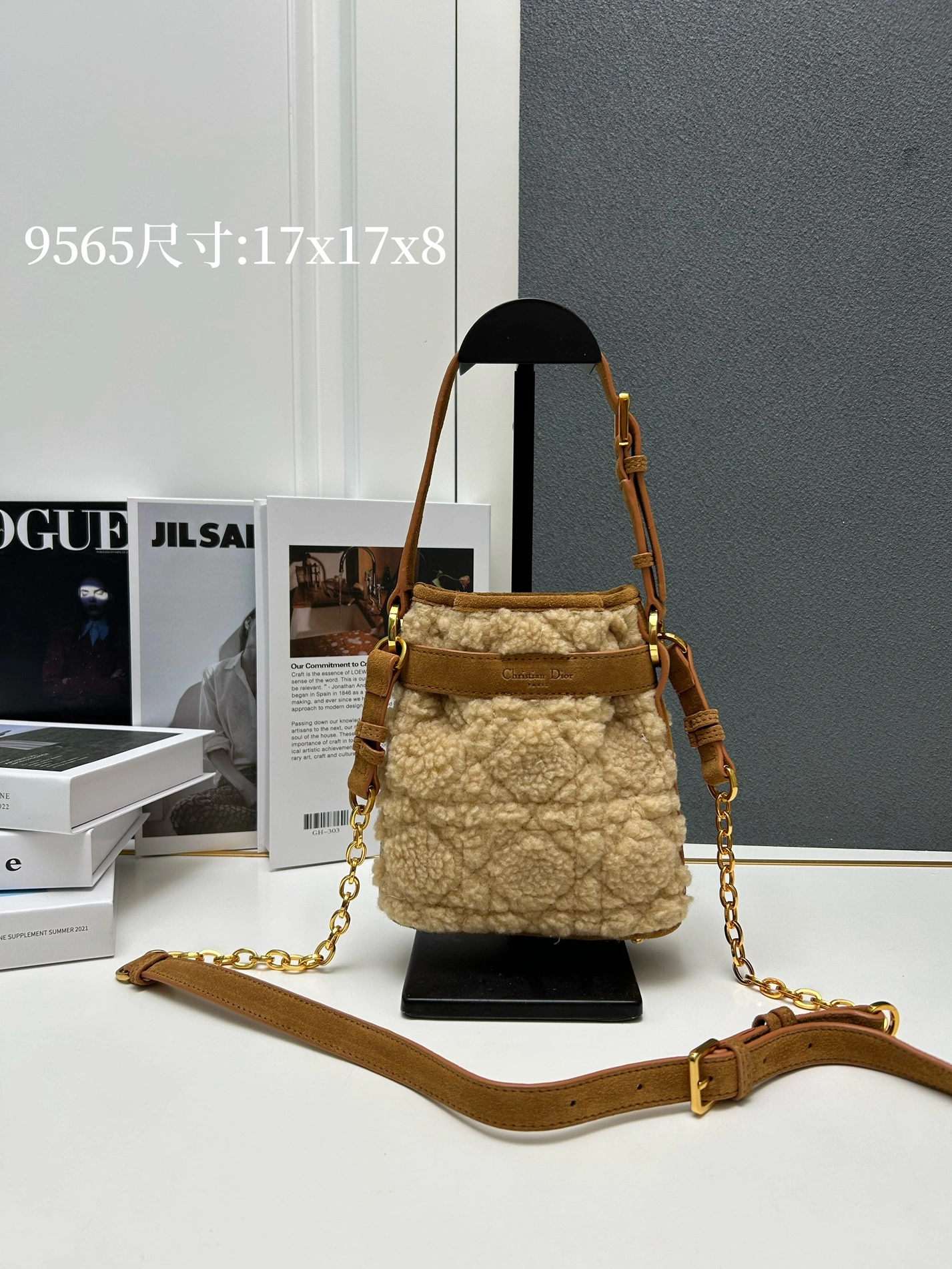 Christian Dior AAA Quality Messenger Bags For Women Trendy 4909