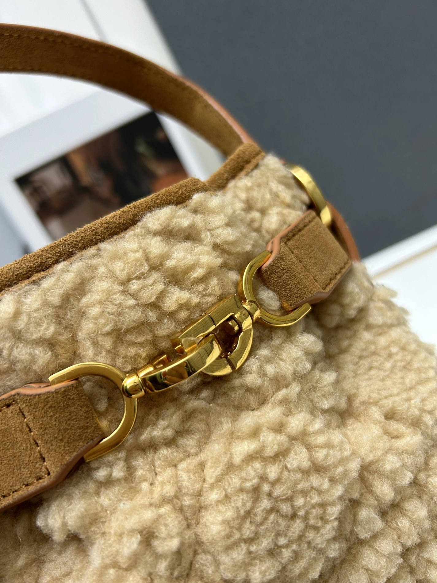 Christian Dior AAA Quality Messenger Bags For Women Trendy 4909