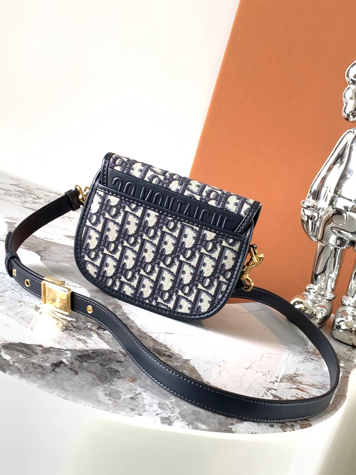 Christian Dior AAA Quality Messenger Bags For Women Versatile 2439