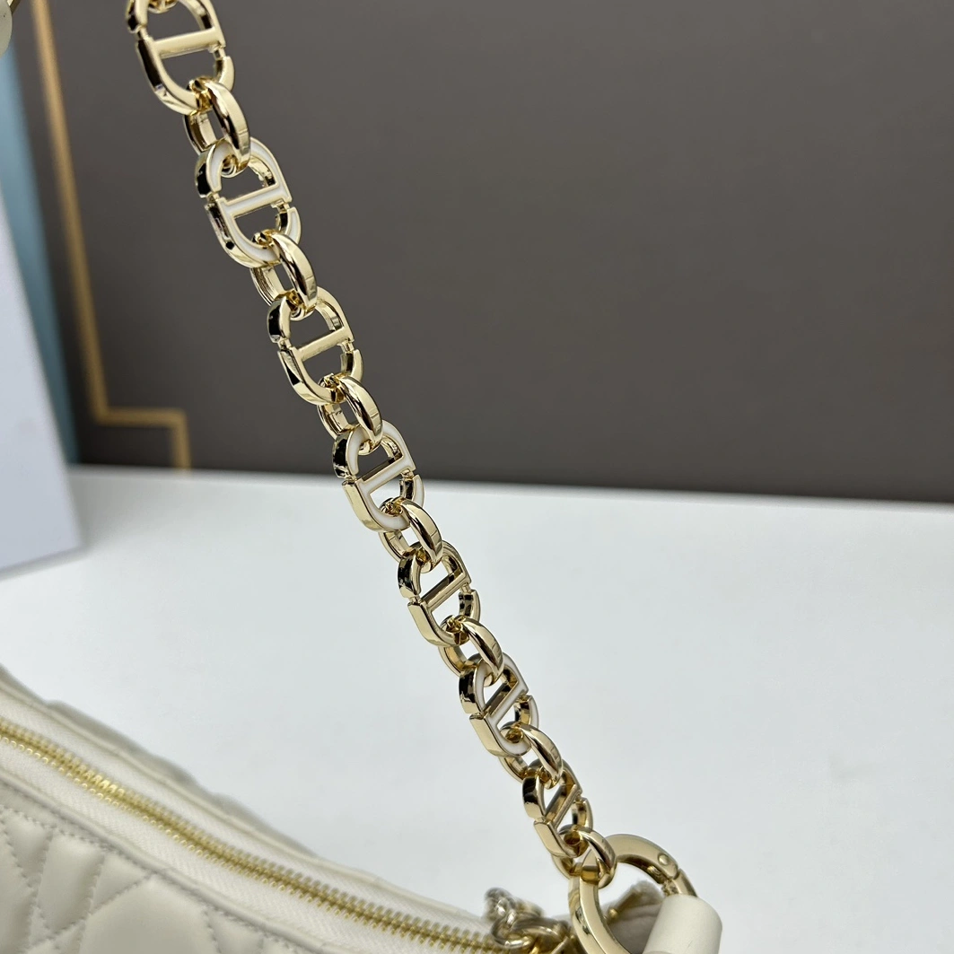 Christian Dior AAA Quality Shoulder Bags For Women Affordable 1109