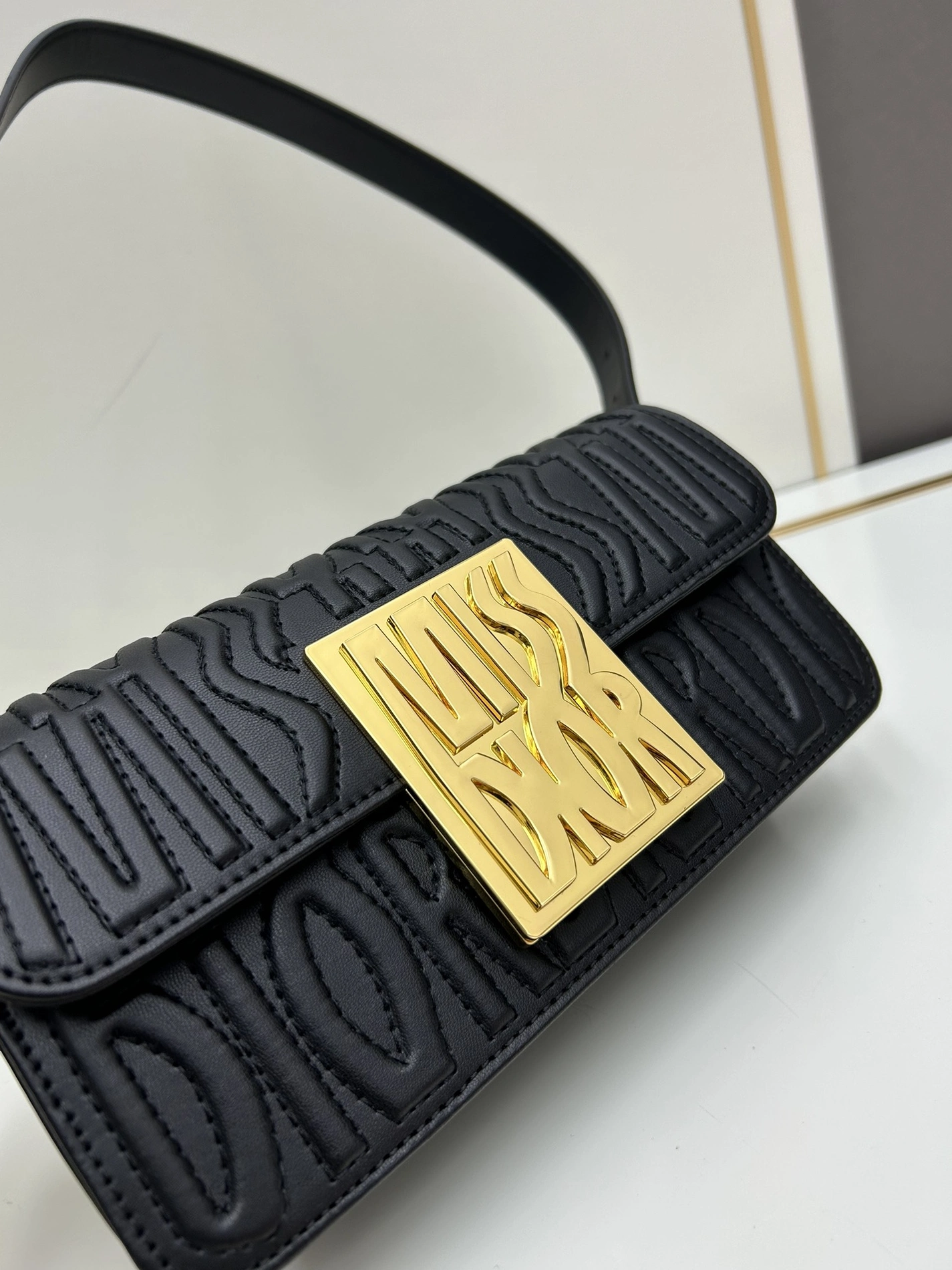 Christian Dior AAA Quality Shoulder Bags For Women Breathable 1129