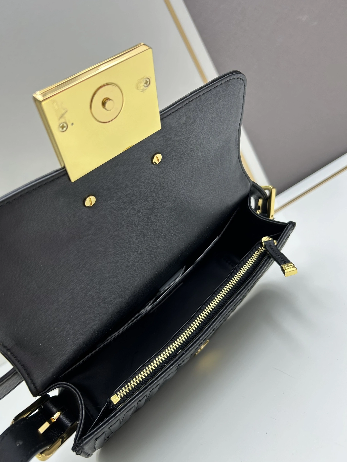 Christian Dior AAA Quality Shoulder Bags For Women Breathable 1129