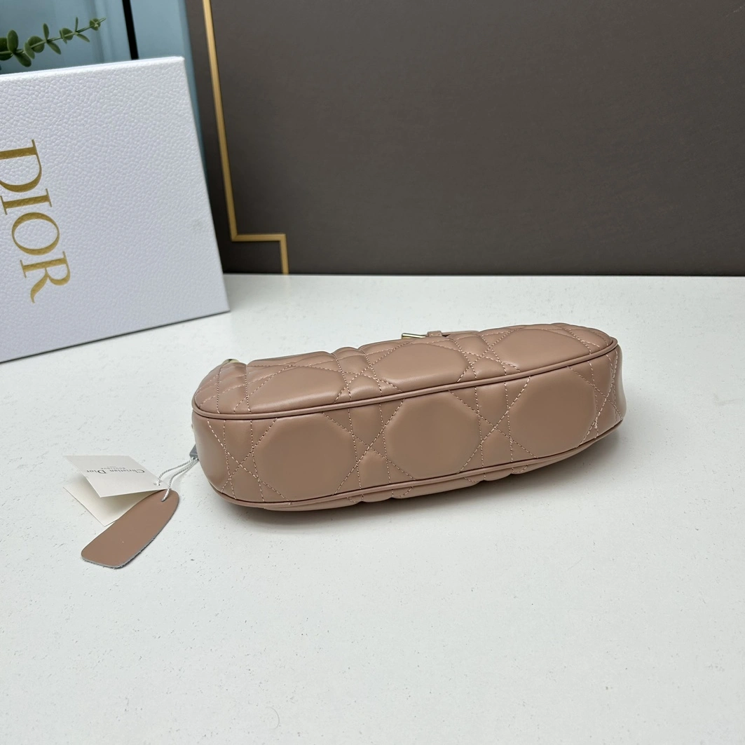 Christian Dior AAA Quality Shoulder Bags For Women Bright 8802