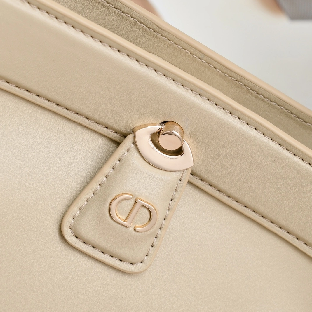 Christian Dior AAA Quality Shoulder Bags For Women Compact 4733